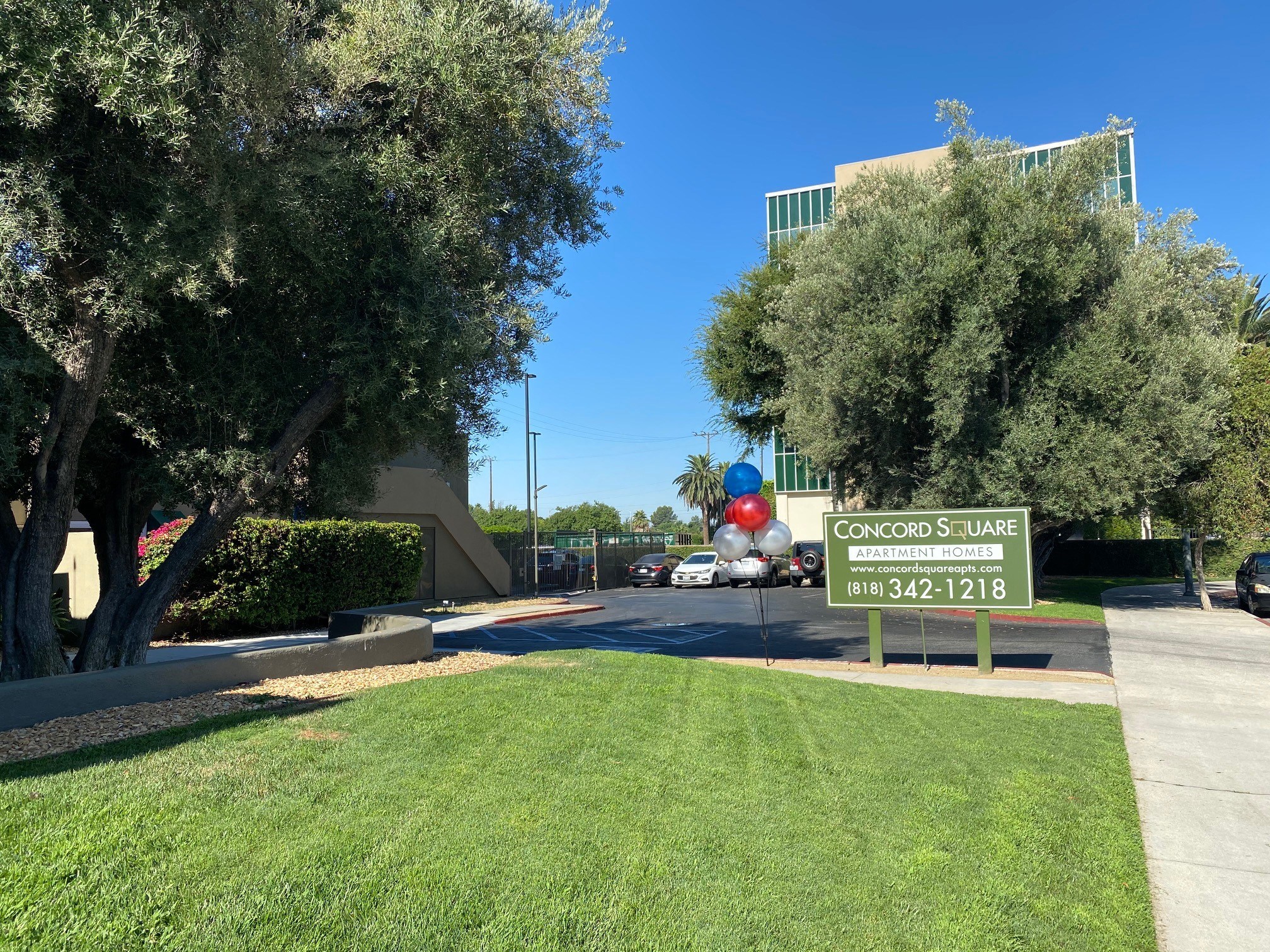 Concord Square Apartments Apartments in Reseda, CA